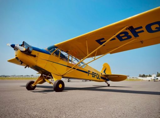 Avion ancien Piper J3